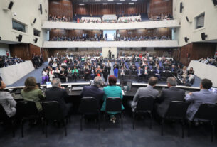 Abertura do Congresso lotou o Plenário da Assembleia Legislativa.