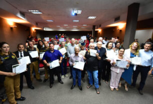 Menção Honrosa da Assembleia Legislativa do Paraná foi entregue a 30 personalidades e/ou instituições que de uma forma se destacaram em Londrina e na região.