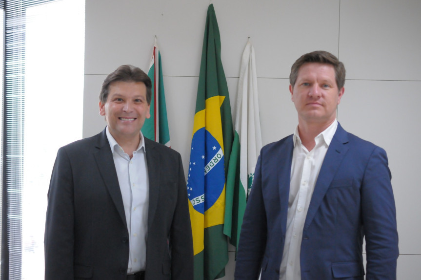 A reunião teve como objetivo principal a discussão sobre o projeto que visa unificar e aprimorar as leis que protegem os consumidores no estado.