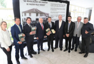 No início da tarde foi inaugurada uma exposição fotográfica do acervo do fotógrafo Oswaldo Jansen, documentos e de objetos da época por proposição do presidente da Assembleia Legislativa, deputado Ademar Luiz Traiano (PSD) e Anibelli Neto (MDB) .