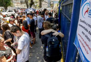 Primeira prova do Enem teve mais textos e nível de dificuldade médio