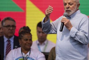 Lula diz que trabalhou em 2023 para fazer Brasil voltar à normalidade