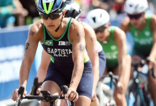 Triatleta Luisa Baptista permanece em estado grave após acidente