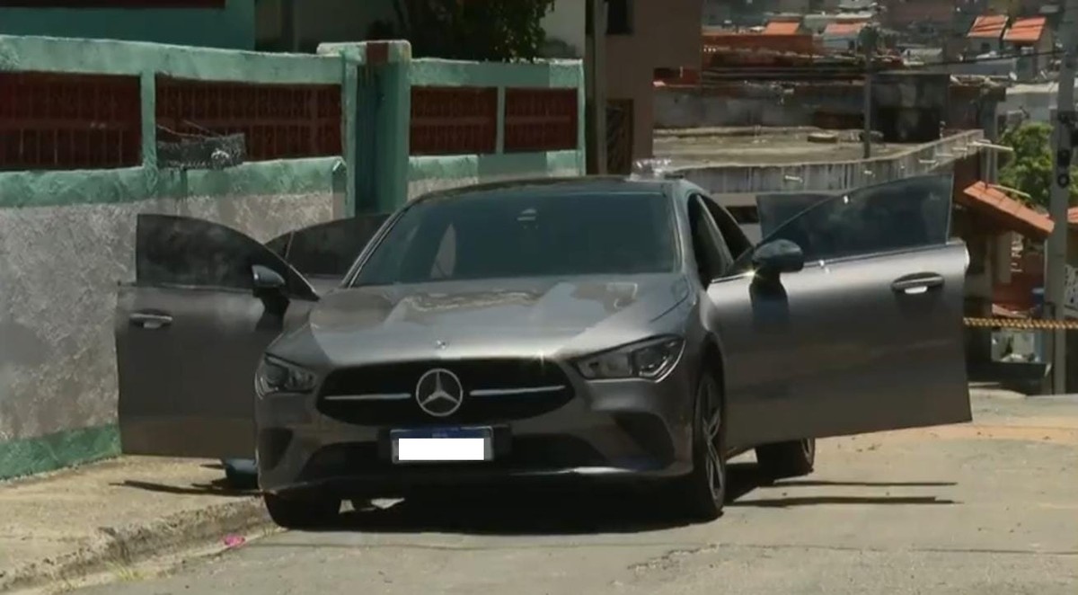 carro de jogador desaparecido é localizado e passa por perícia