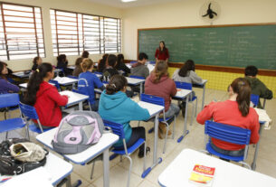 Legislações abordam temas que vão da aquisição do material escolar, peso das mochilas, merenda instituições de ensino, entre outros.