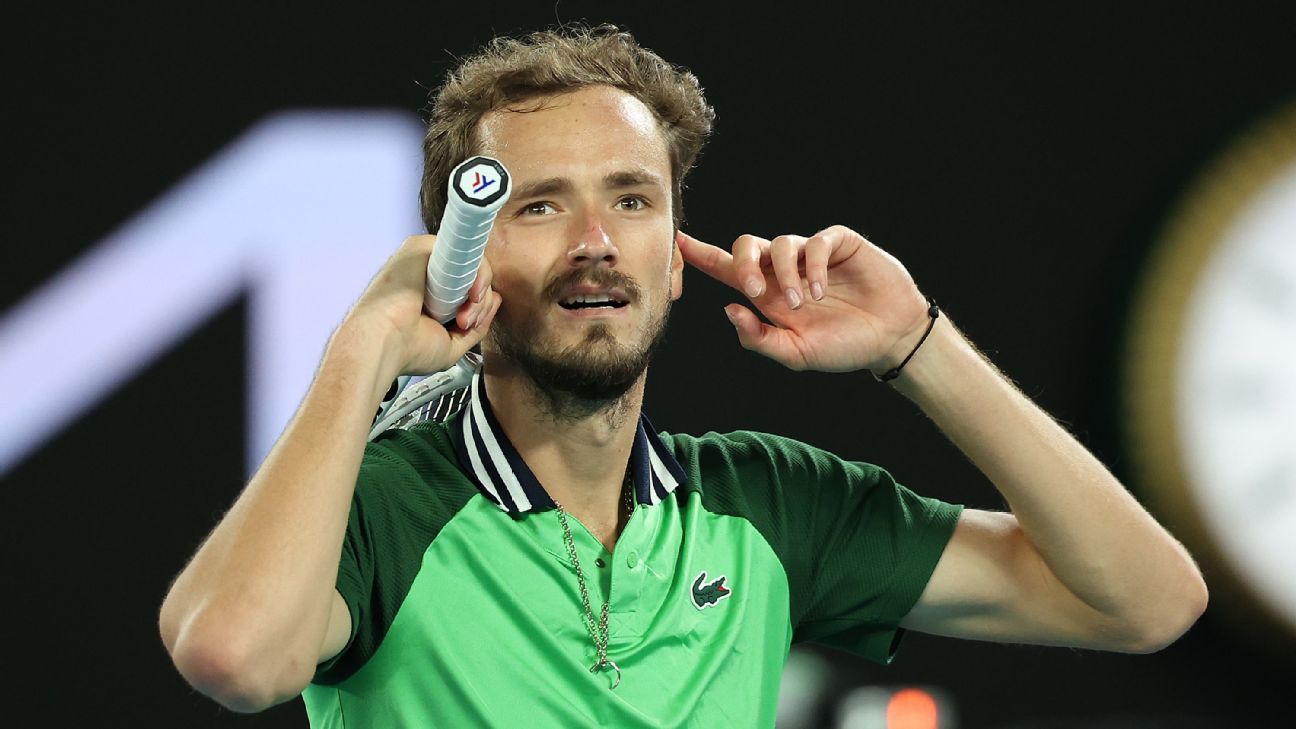 De virada, Medvedev vence Zverev e está na final do Australian Open