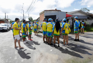 Mais de 300 profissionais trabalham na conscientização contra a dengue no Litoral