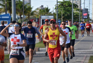 1ª Corrida Guarda-Vidas leva esporte e entretenimento ao Carnaval do Litoral