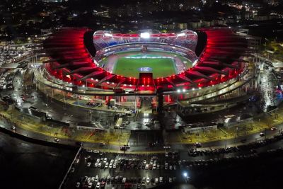 Após 11 anos, Novo Mangueirão recebe o Flamengo e encanta os torcedores com partida histórica