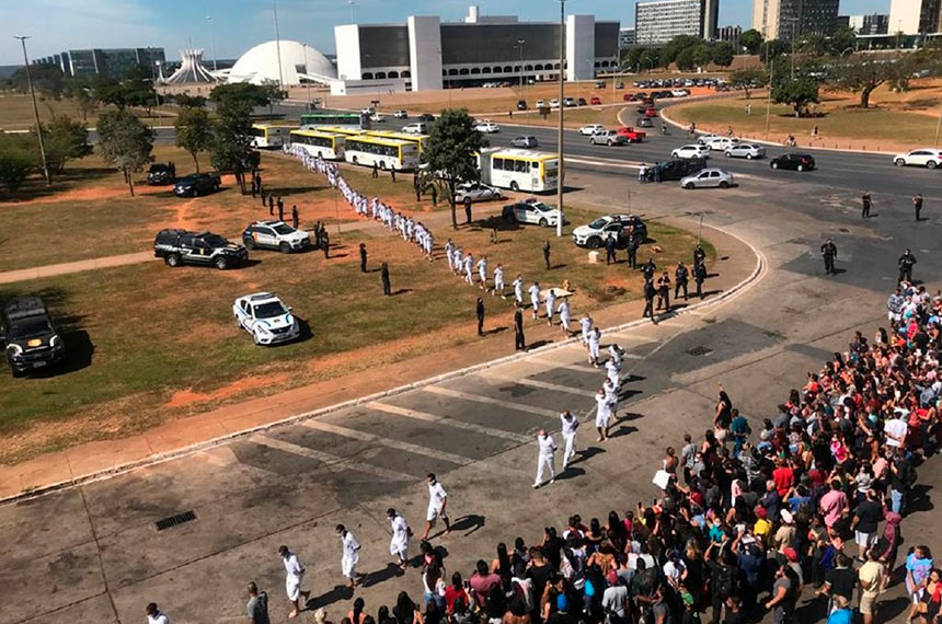 Debate sobre fim dos 'saidões' expõe desafios da ressocialização — Senado Notícias