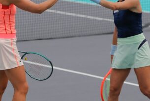 WTA de Abu Dhabi: Bia Haddad e Luisa Stefani vencem estreia de duplas