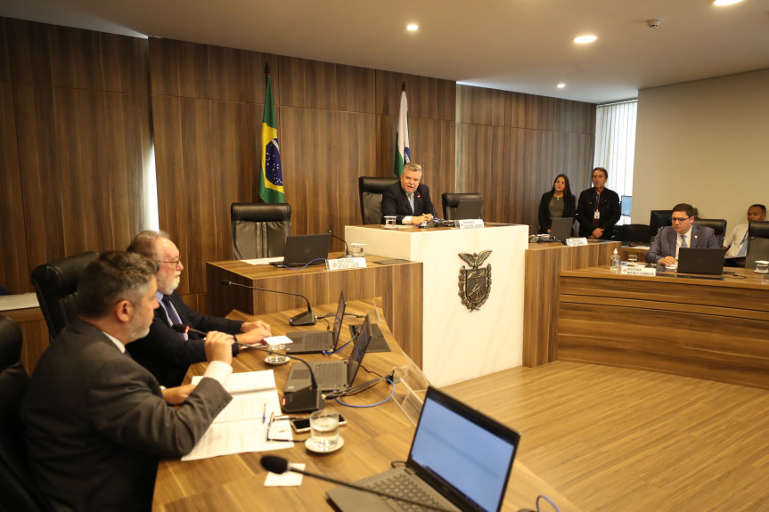 Reunião ocorreu no início da manhã desta quarta-feira (6), no Auditório Legislativo.