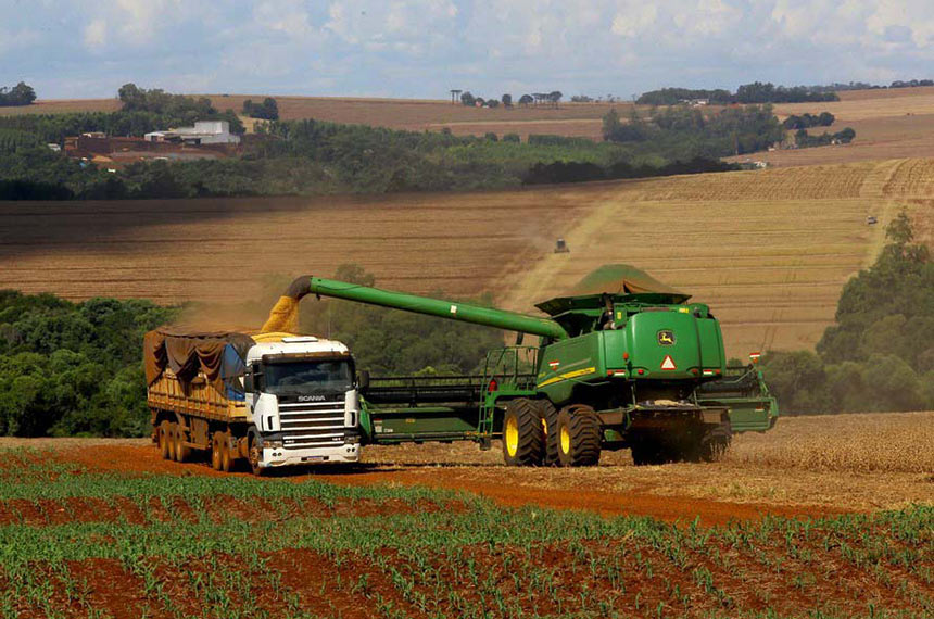 Comissão debate desafios para escoamento da safra agrícola brasileira — Senado Notícias