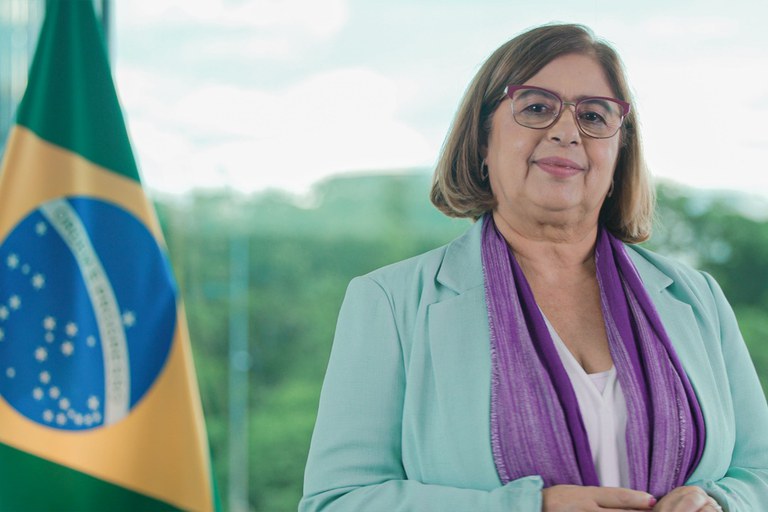 Em pronunciamento, ministra destaca ações do Governo Federal para mulheres — Agência Gov