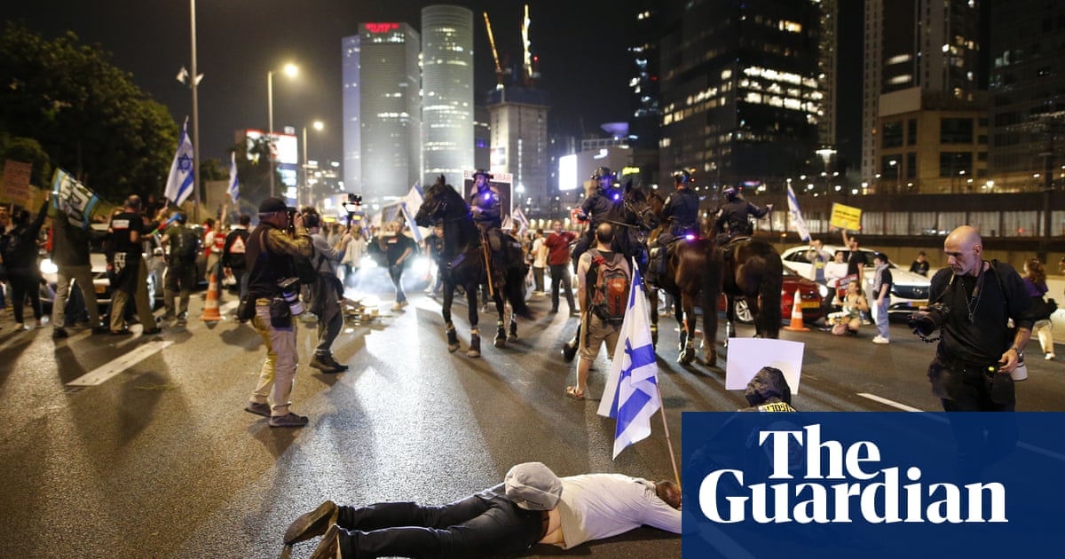 Milhares de manifestantes israelenses pedem a remoção de Netanyahu |  Israel