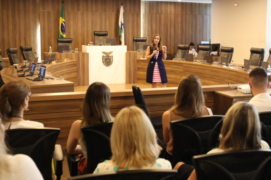 Palestra ocorreu na tarde desta quarta-feira (3), no Auditório Legislativo.