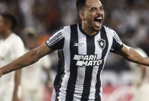 Botafogo supera lesão de Tiquinho e vence a primeira na Libertadores