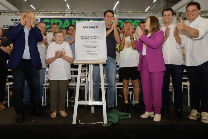 Governador inaugura a Cidade do Idoso de Irati, espaço modelo para a população 60+ no Estado