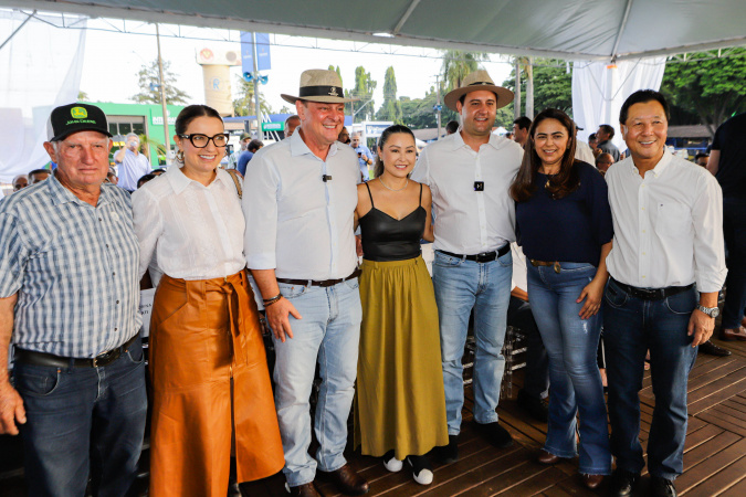 Governador reforça incentivo às agroindústrias e abertura de mercado para a carne na ExpoLondrina