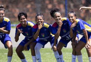 JUBs promovem maior participação feminina no futebol universitário