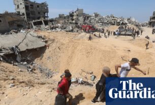 Palestinos voltam para casas destruídas em Khan Younis após retirada israelense |  Guerra Israel-Gaza