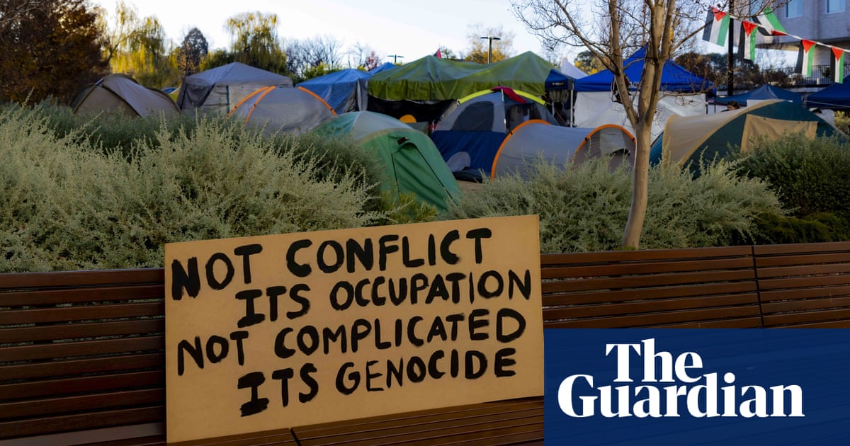 Manifestantes pró-Palestina na ANU movem acampamento universitário 50 metros antes do prazo final do meio-dia |  Universidades australianas