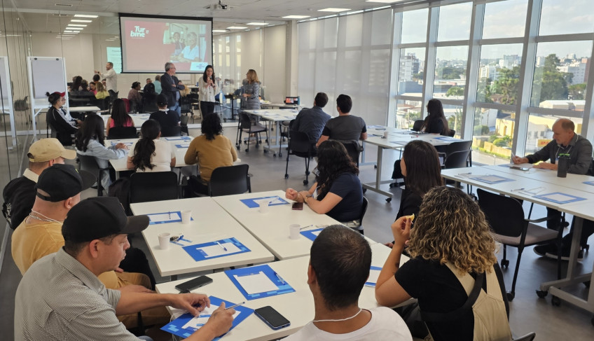 Workshop estimula a qualidade de atendimento em restaurantes, no Sebrae/PR | ASN Paraná