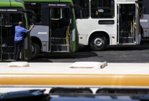 Cartão facilita acesso de pessoas com deficiência a transportes no Rio