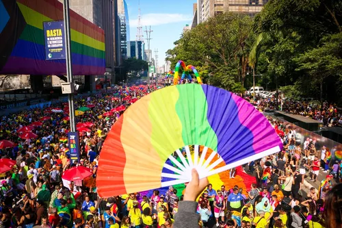 Dia do Orgulho LGBTQIA+: país tem longa história de