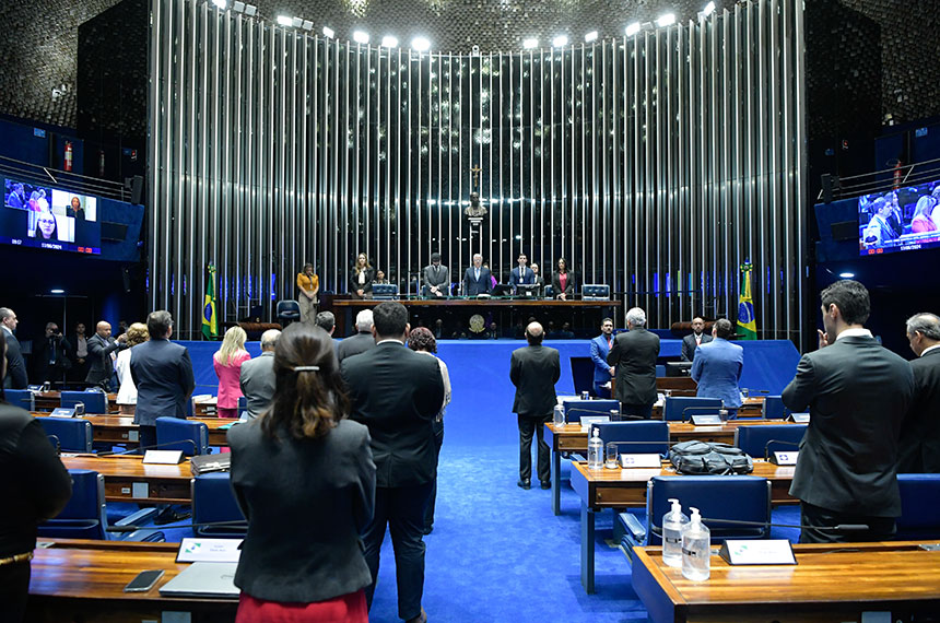 Em sessão temática, CFM defende proibição de método abortivo — Senado Notícias