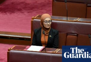 Fatima Payman suspensa da bancada trabalhista por promessa de cruzar o chão novamente sobre a Palestina | Política australiana