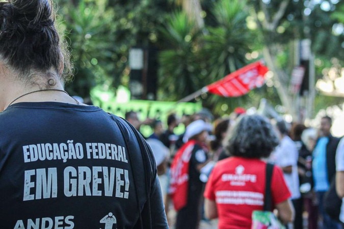 Greve dos docentes segue fortalecida, de acordo com sindicatos da categoria -  (crédito: Kayo Magalhães/CB)