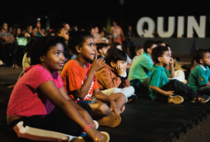 Projeto Cinema na Praça exibe filmes gratuitos para 40 mil pessoas em três meses