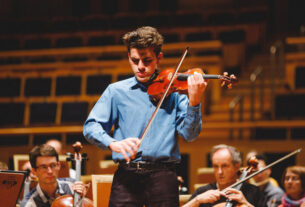 Violinista prodígio Guido Sant’Anna se apresenta com a Orquestra Sinfônica do Paraná