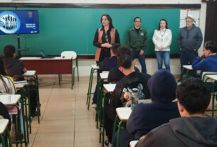 Alunos de curso técnico de Arapongas participam de trilha de inovação | ASN Paraná