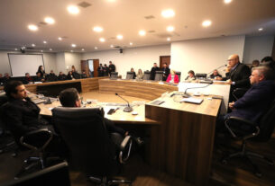 Reunião ocorreu na manhã desta terça-feira (09), o Auditório Legislativo.