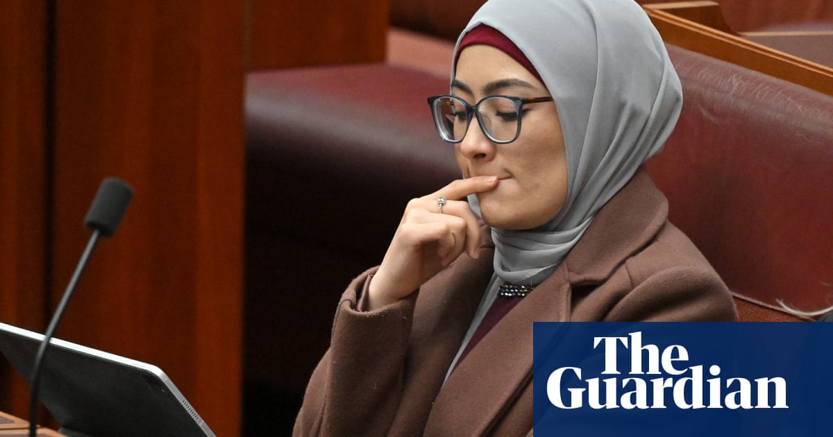 Fatima Payman diz que foi "exilada" pelo Partido Trabalhista após suspensão do caucus | Política australiana