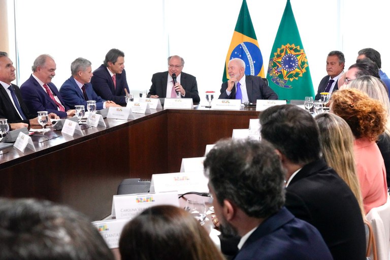 Indústria de alimentos anuncia R$ 120 bilhões de investimentos até 2026 — Agência Gov