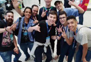 Robôs construídos por estudantes de Cascavel participam da 16ª Campus Party