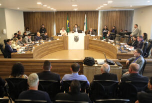 Reunião ocorreu no início da tarde desta terça-feira (13), no Auditório Legislativo.