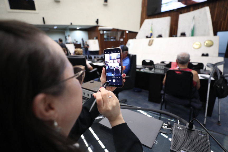 O workshop é gratuito, sendo necessário apenas levar o smartphone carregado.