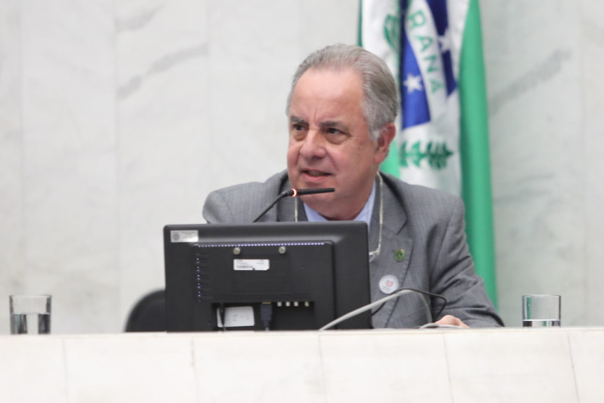 Romualdo José Ribeiro Gama, presidente do Conselho Regional de Medicina do Paraná (CRM-PR).