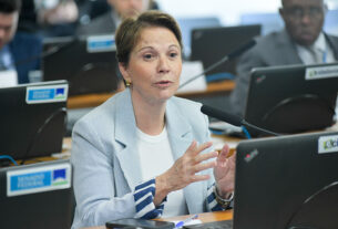 Em pronunciamento, à bancada, senadora Tereza Cristina (PP-MS).