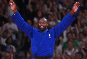 Como é assistir Teddy Riner lutar - e vencer - as Olimpíadas em casa