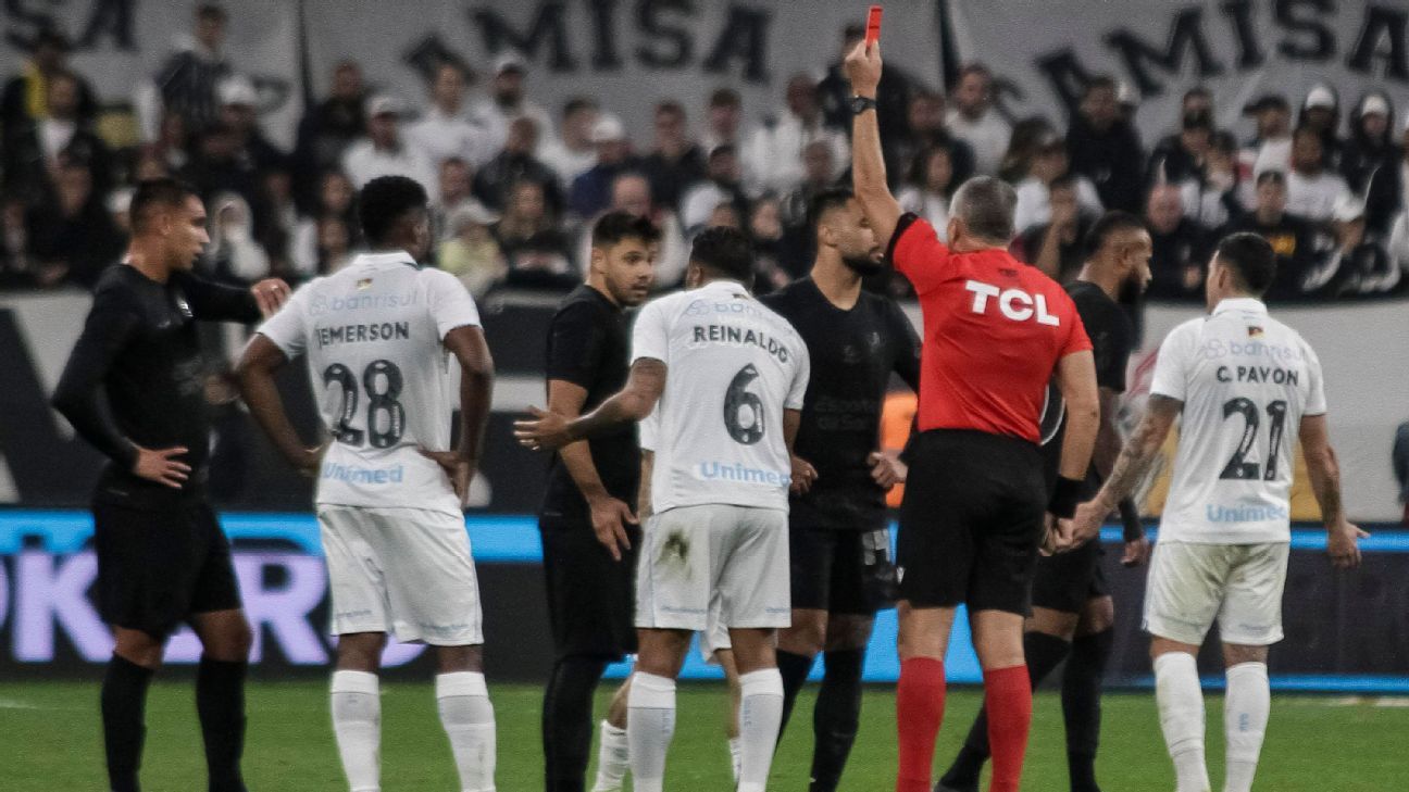 Expulso contra o Grêmio, Raniele reconhece erro e se desculpa com Corinthians