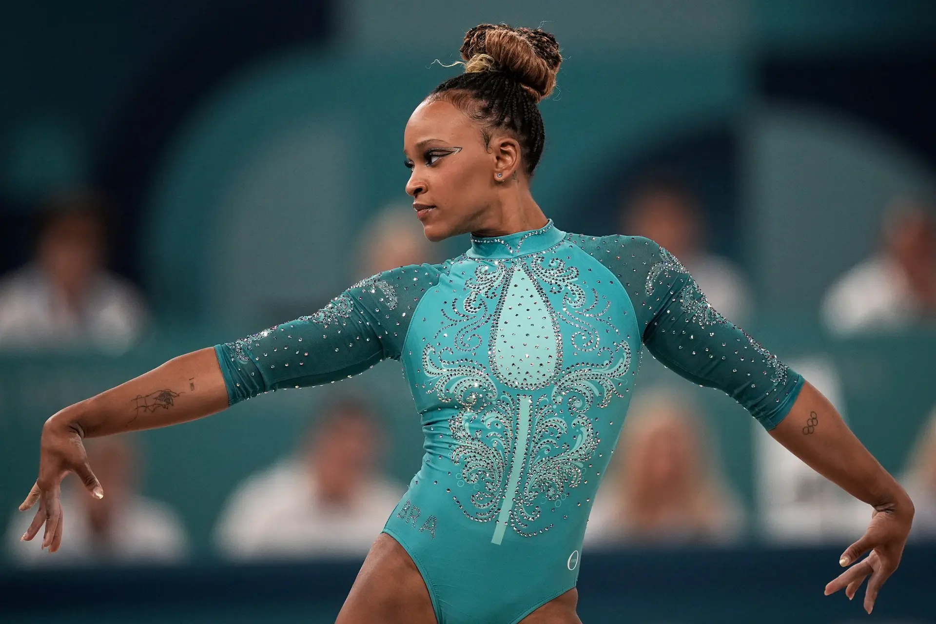 Rebeca é ouro no solo e se torna maior medalhista do Brasil em Jogos Olímpicos — Agência Gov