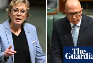 Zali Steggall insiste em chamar a posição de proibição de visto palestino de Peter Dutton de "racista" | Política australiana