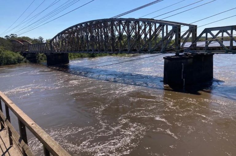 Após chuvas, Rio Santa Maria ultrapassa cota de inundação no município de Rosário do Sul — Agência Gov