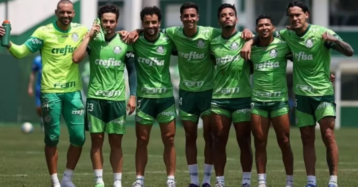 Gesto de Raphael Veiga em treino do Palmeiras revive o sonho por Gabriel Jesus