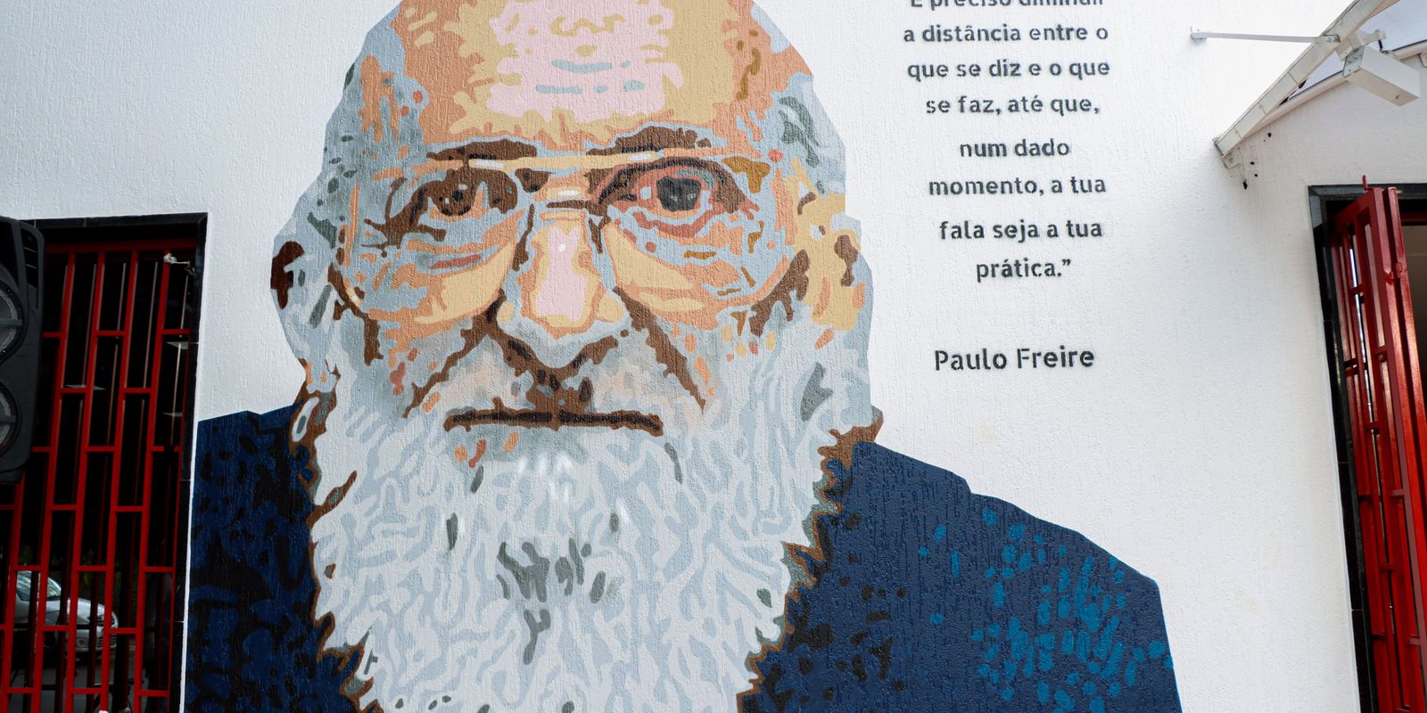 Instituto lança série que desmistifica obra de Paulo Freire 